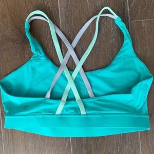 Lululemon Free to Be Sports Bra